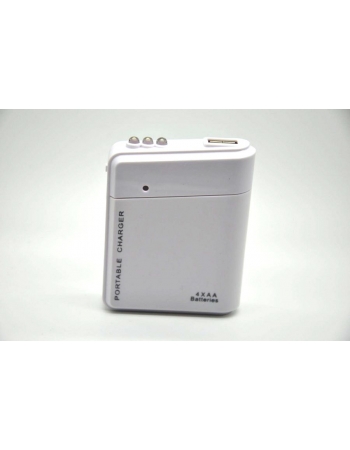 Зарядное устройство USB от батареек, 4Х. Белый цвет